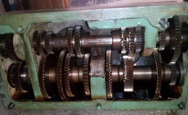 С8С Фото коробки подач токарного верстата